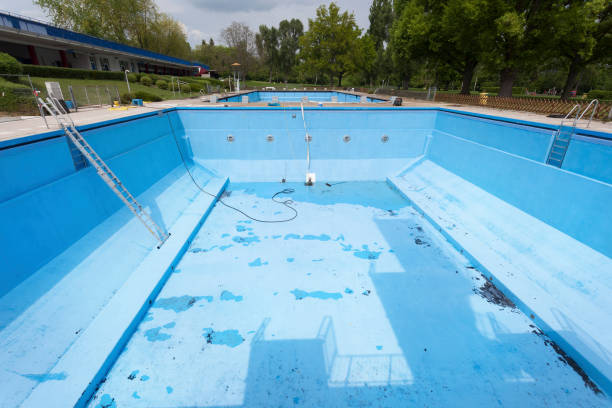 Best Ceiling water damage repair  in Euclid, OH